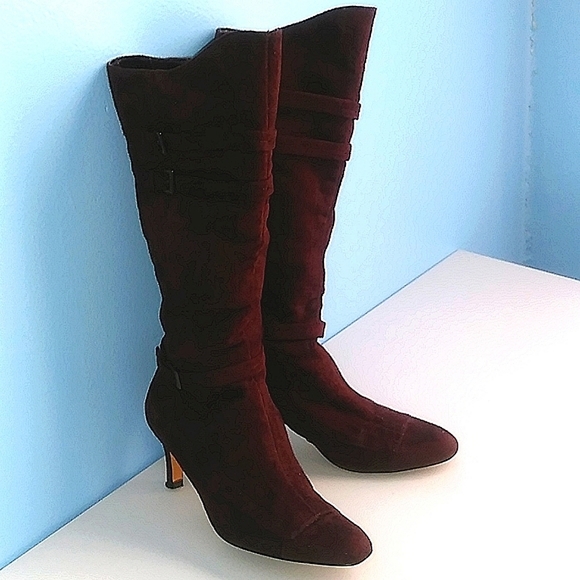 Brown Suede Tall Boots with Buckle Size 6 👢 👢 👢 - Picture 3 of 7